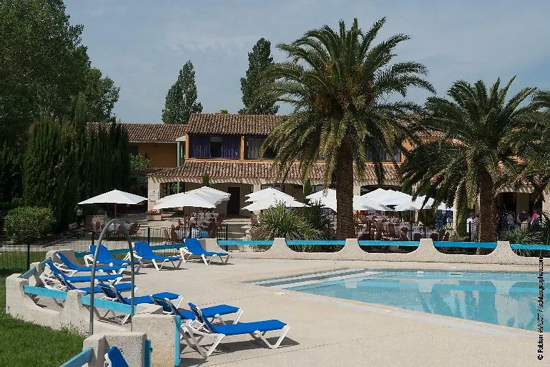 Hotel Club Village Camarguais Arles 3*,